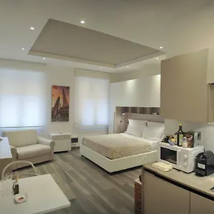 https://andrea-luxury-apartments-strada-maggiore-studio-1.emilia-romagnahotels.net
